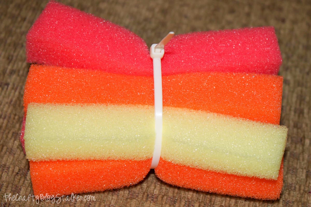 strips of sponges wrapped with a zip tie