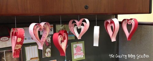 Paper Strip Hearts | Valentine's Day | Party Decor | Paper Crafts | Banner | Hanging Hearts |Â Easy DIY Craft Tutorial Idea