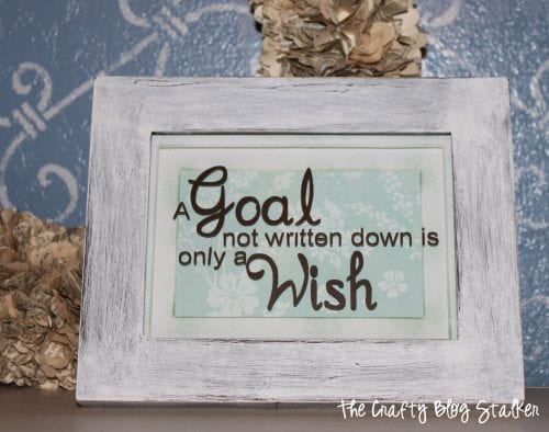 How to Make a Distressed Frame & Quote, a tutorial featured by top US craft blog, The Crafty Blog Stalker.