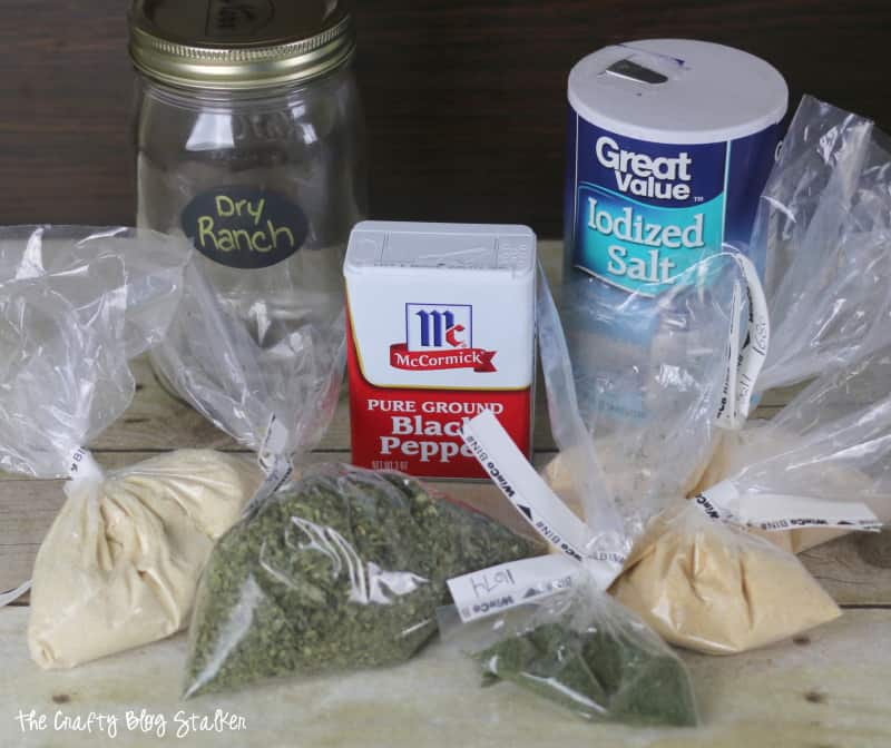 ingredients used to make homemade ranch dressing
