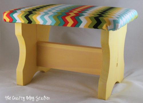 How to Make a DIY Chevron Footrest tutorial featured by top US craft blog, The Crafty Blog Stalker.