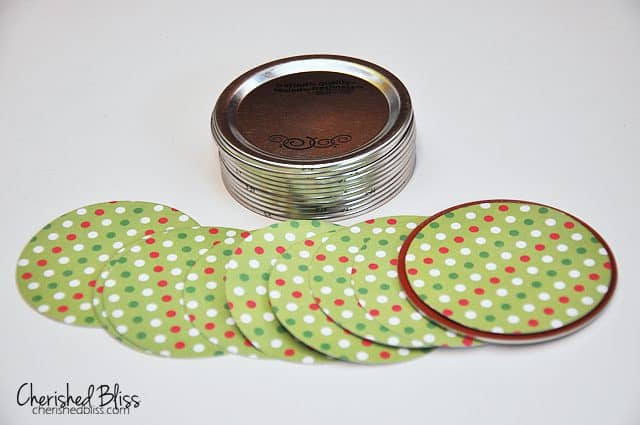 12 Days Of Christmas Advent Calendar using Mason Jar lids! // tutorial via cherishedbliss.com