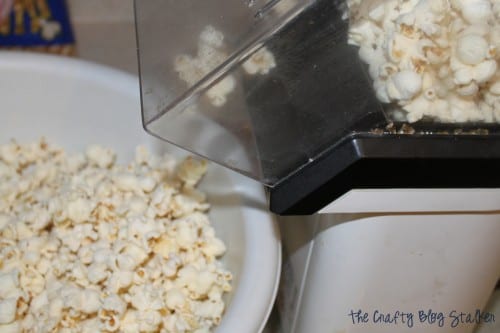 How to Make Butter Caramel Popcorn | Easy DIY Recipe Tutorial | Movie Night | Snacks | Snack Recipes | homemade | Soft | Gooey 
