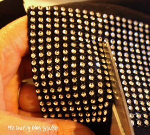 How to Bling Your Jeans, a tutorial featured by top US craft blog, The Crafty Blog Stalker.