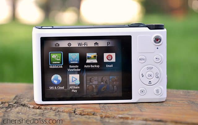The Samsung WB200 Review with Wi-Fi Direct. A great point and shoot for your everyday needs! #shop #SocialCamera