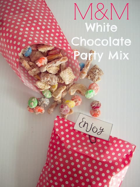 M&M White Chocolate Party Mix Recipe #BakingIdeas #shop #cbias