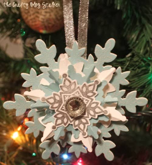 How to Make a Paper Snowflake Christmas Ornament, a tutorial featured by top US craft blog, The Crafty Blog Stalker.