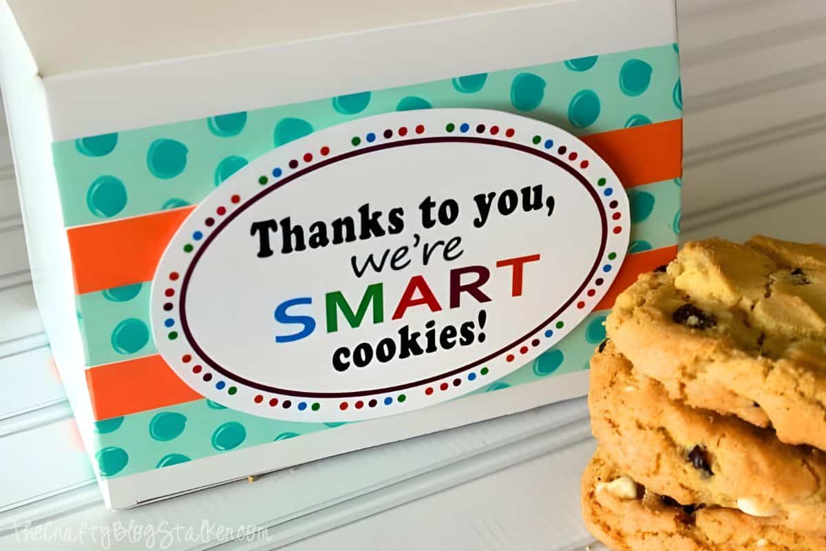 Teacher gift with baked cookies and a printable tag.
