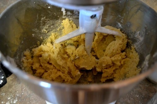 How to Make Argentine Dulce De Leche Cookies | Alfajores | Dessert | Coconut | Sandwich Cookie | Easy DIY Recipe Tutorial Idea 