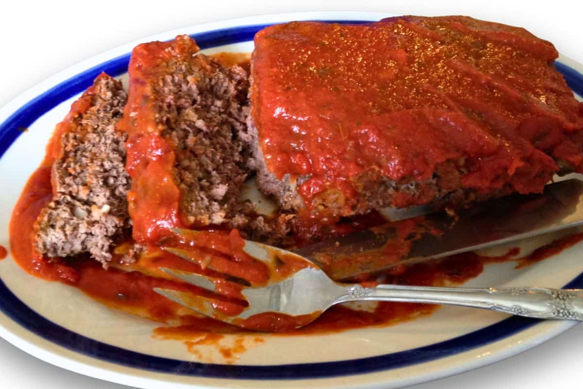 How to Make the Best Meatloaf with Traditional Pasta Sauce, featured by top US craft blog, The Crafty Blog Stalker.