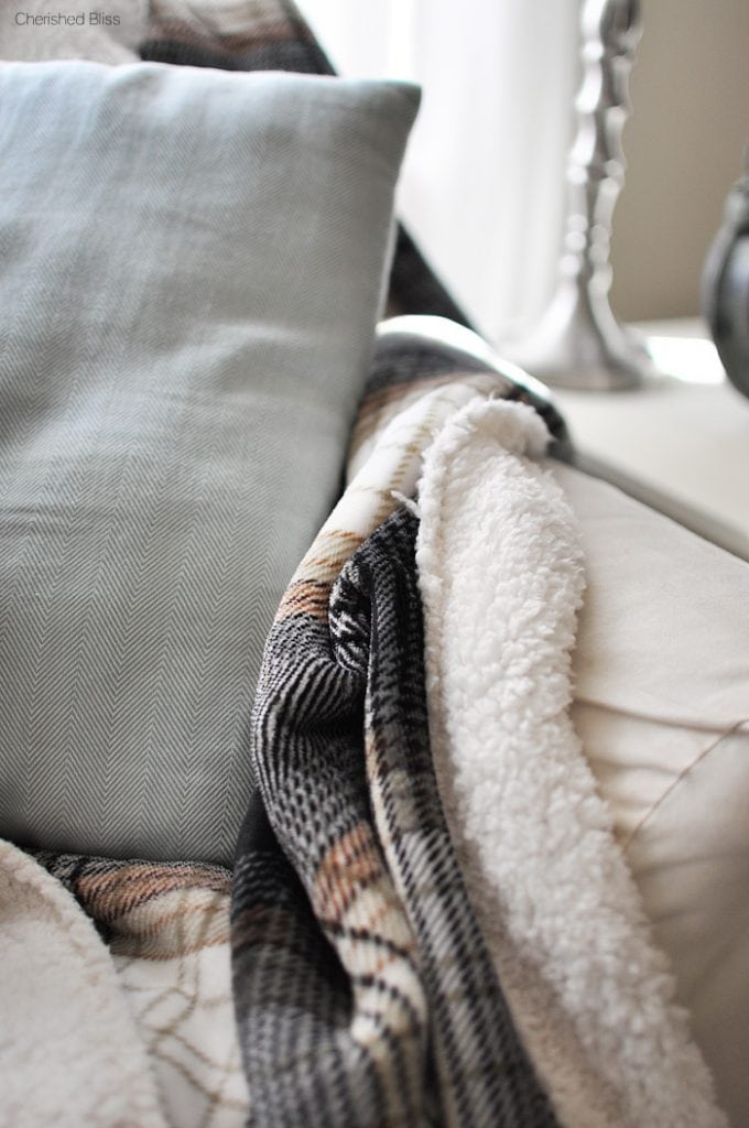 Cherished Bliss | 2014 Eclectic Cottage Fall Home Tour