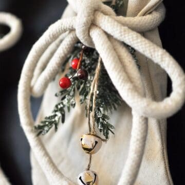 With this tutorial you can easily make your very own Drop Cloth Stockings for a budget friendly option! What a great addition to your Christmas Decor