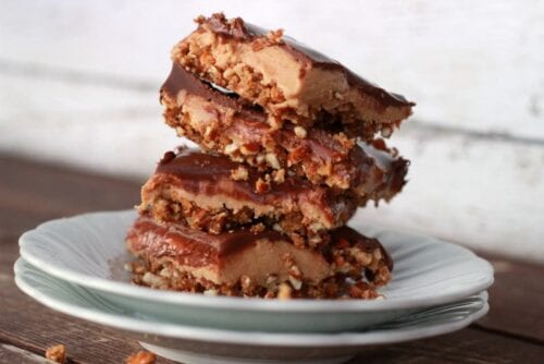 Peanut Butter Chocolate Pretzel Bars