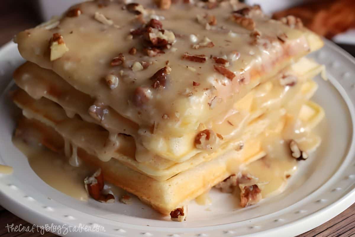 Waffles with maple nut buttercream sauce.