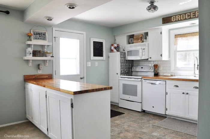 With this tutorial you will learn how to cut down a cabinet and alter the appearance so you can get the look you want, without major kitchen renovations! Save money and DIY! 
