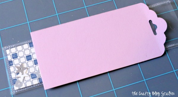 a paper template with a tag shape