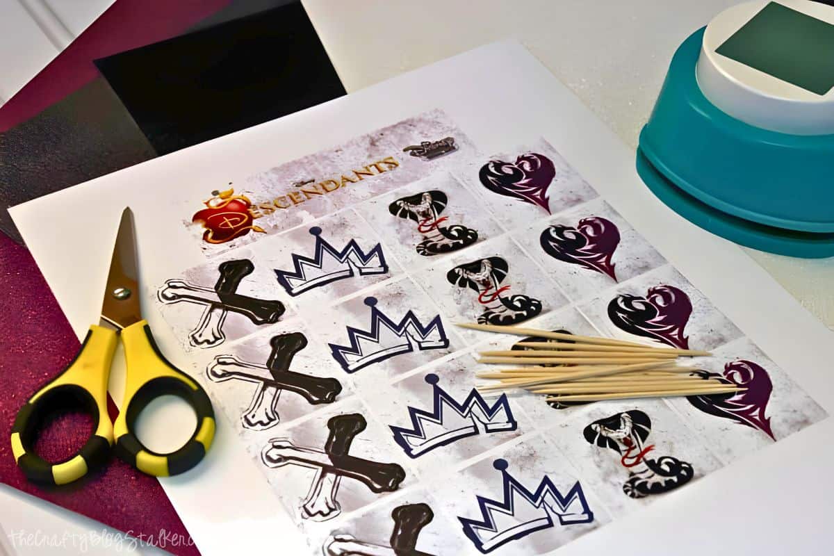 Printable, Scissors, toothpicks, paper punch, and glitter paper.