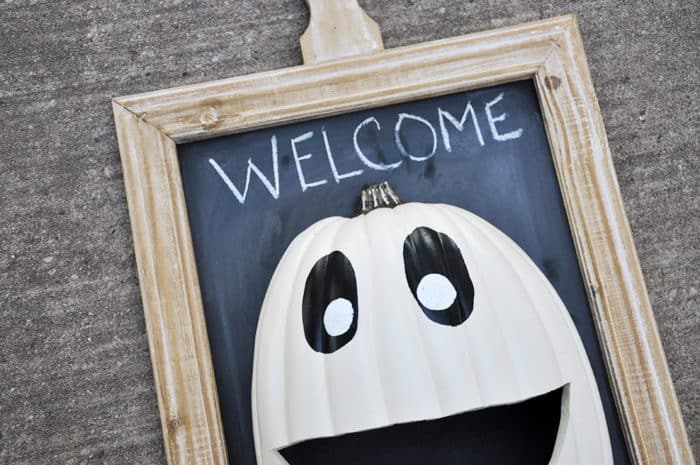 DIY Halloween Candy Door Hanger + Brownie Recipe