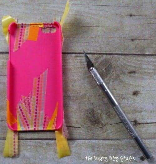 How to Make a Washi Tape Cell Phone Cover, a tutorial featured by top US craft blog, The Crafty Blog Stalker.