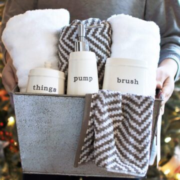 Create this simple, easy, yet thoughtful Last Minute Christmas Gift Idea with just a few items. No complicated skills required, just shopping!