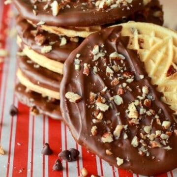 chocolate chip pizzelle cookies 11