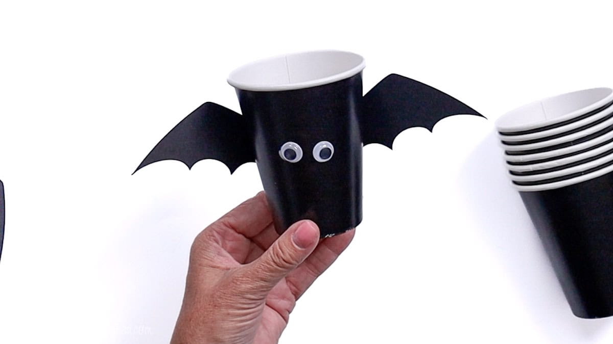 Bat cups snack.ggnoads