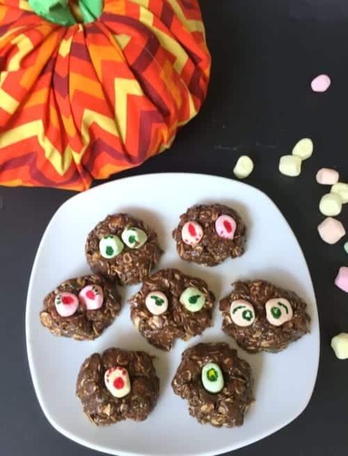 How to Make No-Bake Nutella Monster Cookies Kids Love to Make | Easy DIY Craft Tutorial Idea | Dessert | Halloween Treats | marshmallows