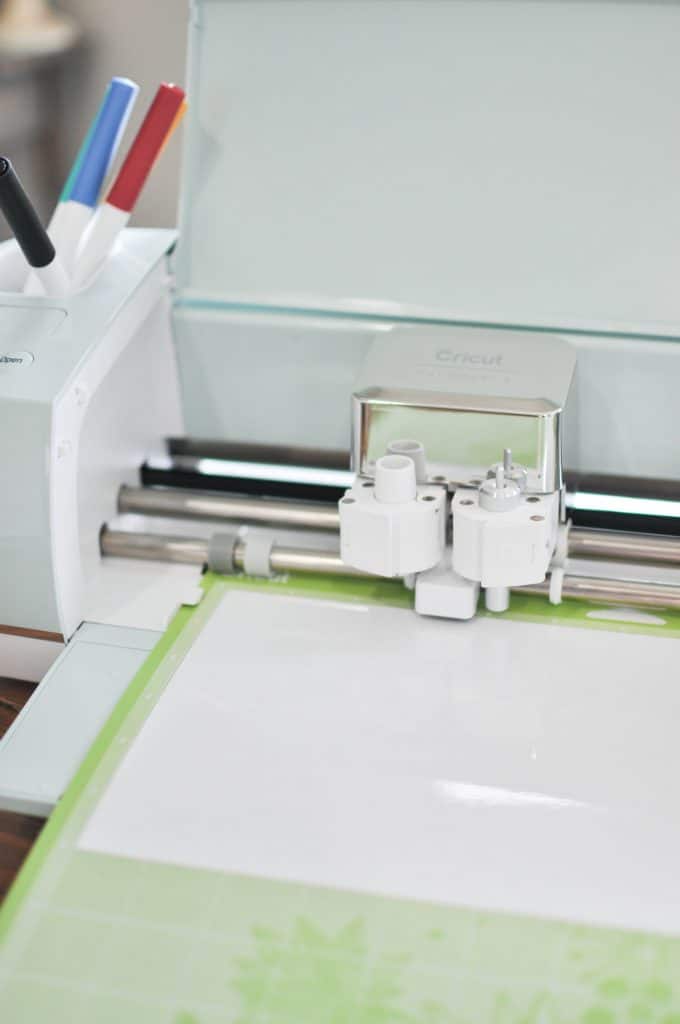 Coffee Kitchen Towel Tutorial | Cricut Explore Air