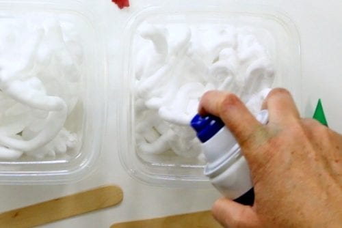 filling containers with shaving cream