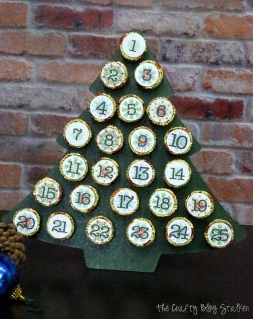 How to Make a Christmas Tree Advent Calendar with Cricut Maker, a tutorial featured by top US craft blog, The Crafty Blog Stalker.