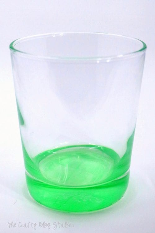 How to Make Colored Drinking Glasses with Glass Paint tutorial featured by top US craft blog, The Crafty Blog Stalker.