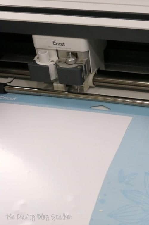 Cricut cutting white heat transfer vinyl