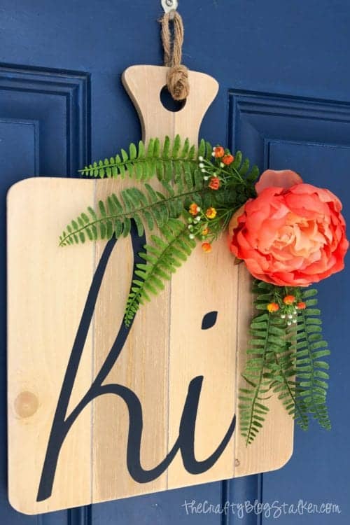 How to Make a Modern Front Door Decor Door Hanger, a Cricut tutorial featured by top US craft blog, The Crafty Blog Stalker.