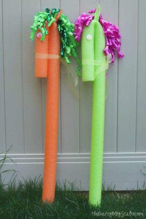 How to Make a Super Fun Pool Noodle Horse, a Complete Tutorial featured by top US craft blog, The Crafty Blog Stalker