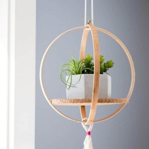 You can make all sorts of fun projects using Embroidery Hoops. This post includes over 20 ideas from home decor, wall art, and even a chandelier.