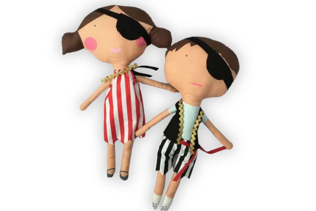 DIY Giant Dolls with Free Pirate Costume Pattern.
