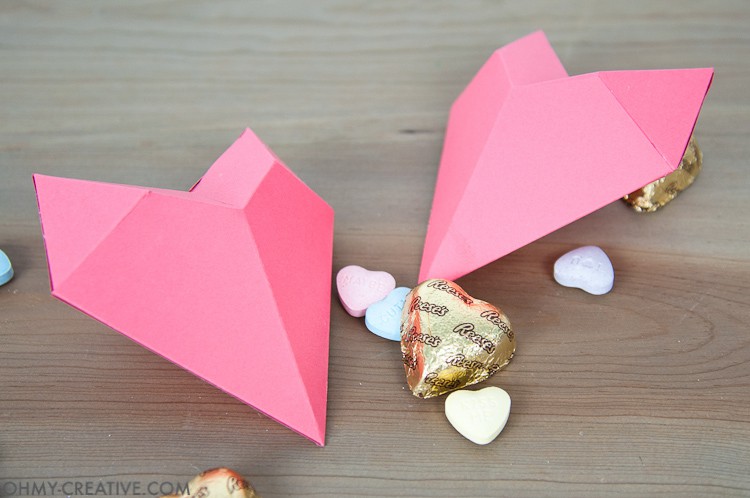 3D Paper Heart Box.