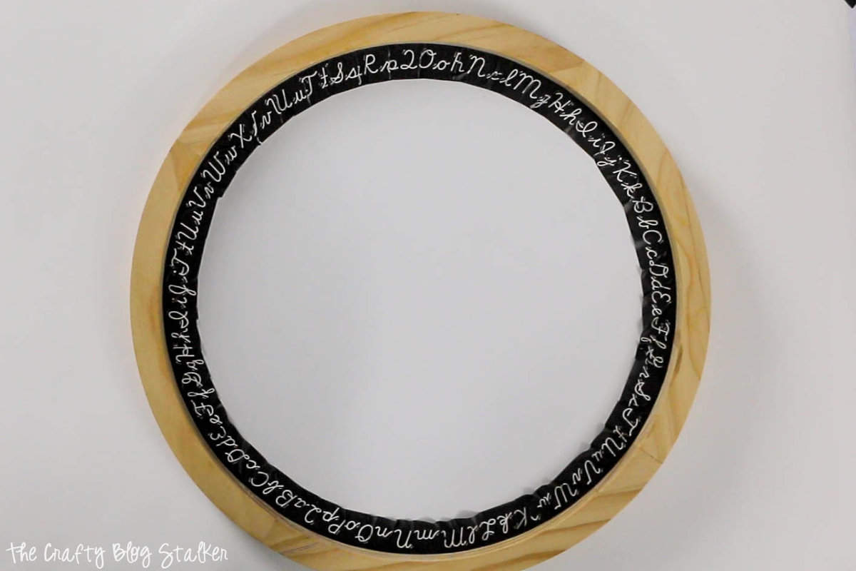 Tape around the inside of of the circle sign.