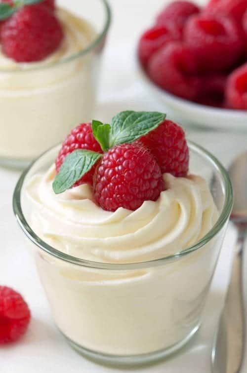 Easy White Chocolate Mousse
