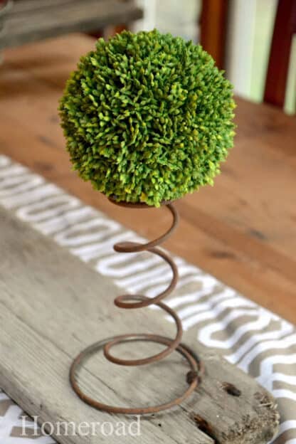 16 Rusty Vintage Spring Crafts - The Crafty Blog Stalker