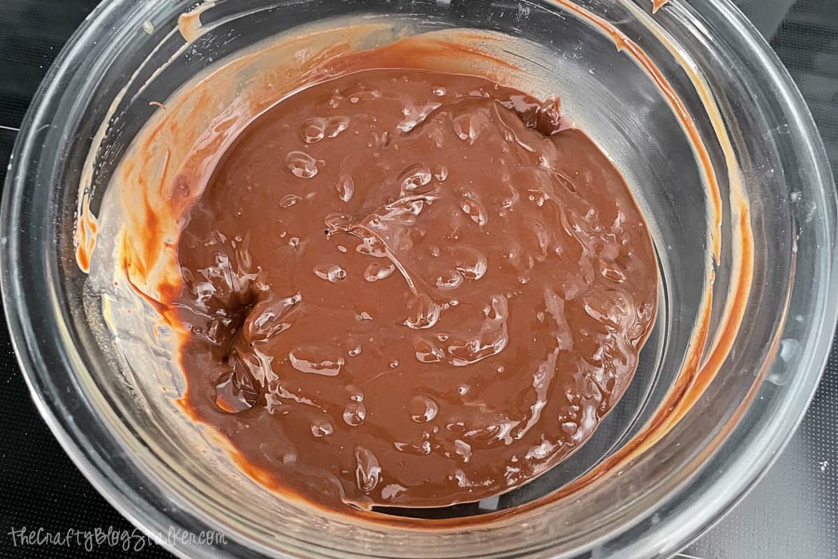 Melted chocolate mixture.