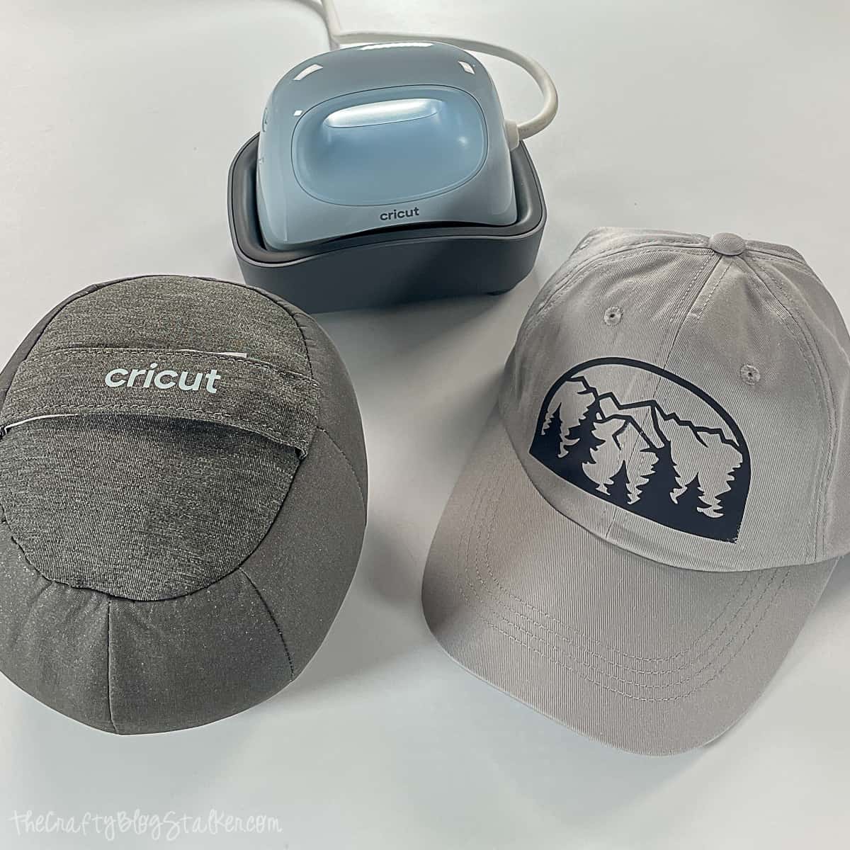 Cricut Hat Press, unboxing, set up, and first projects. 