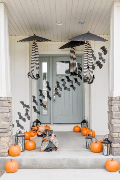 Cutesy Halloween Porch.