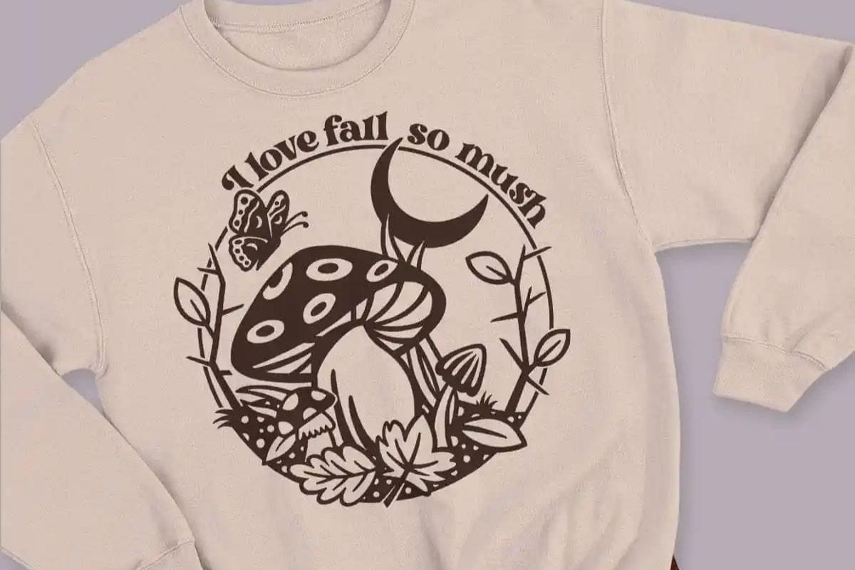 I Love Fall So Mush design on a sweatshirt.