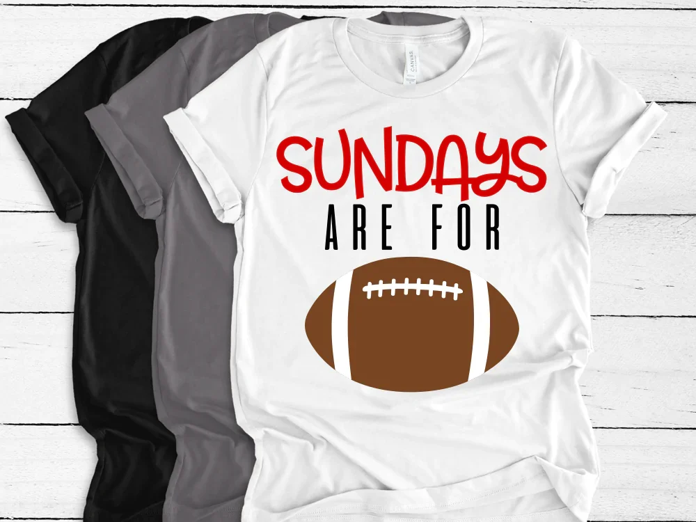 A T-shirt with a design that reads Sundays are for Football.