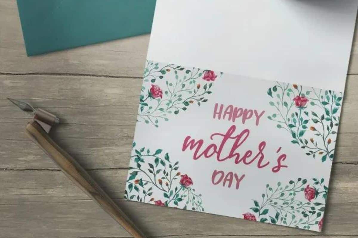 Oh-So-Pretty Printable Mother's Day Card.