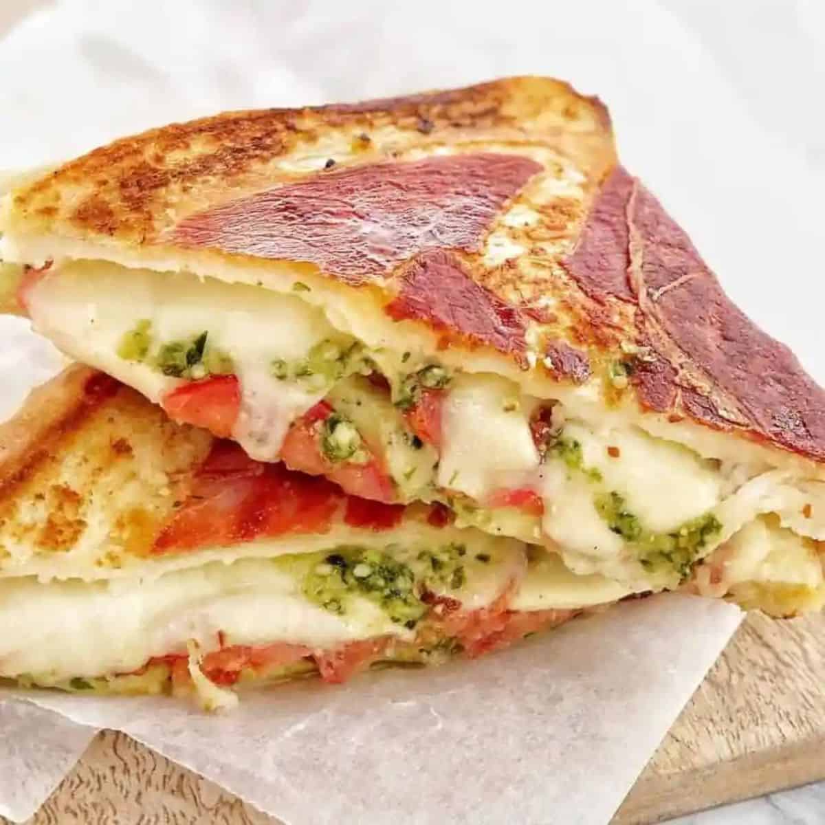 This Prosciutto Grilled Cheese Sandwich.
