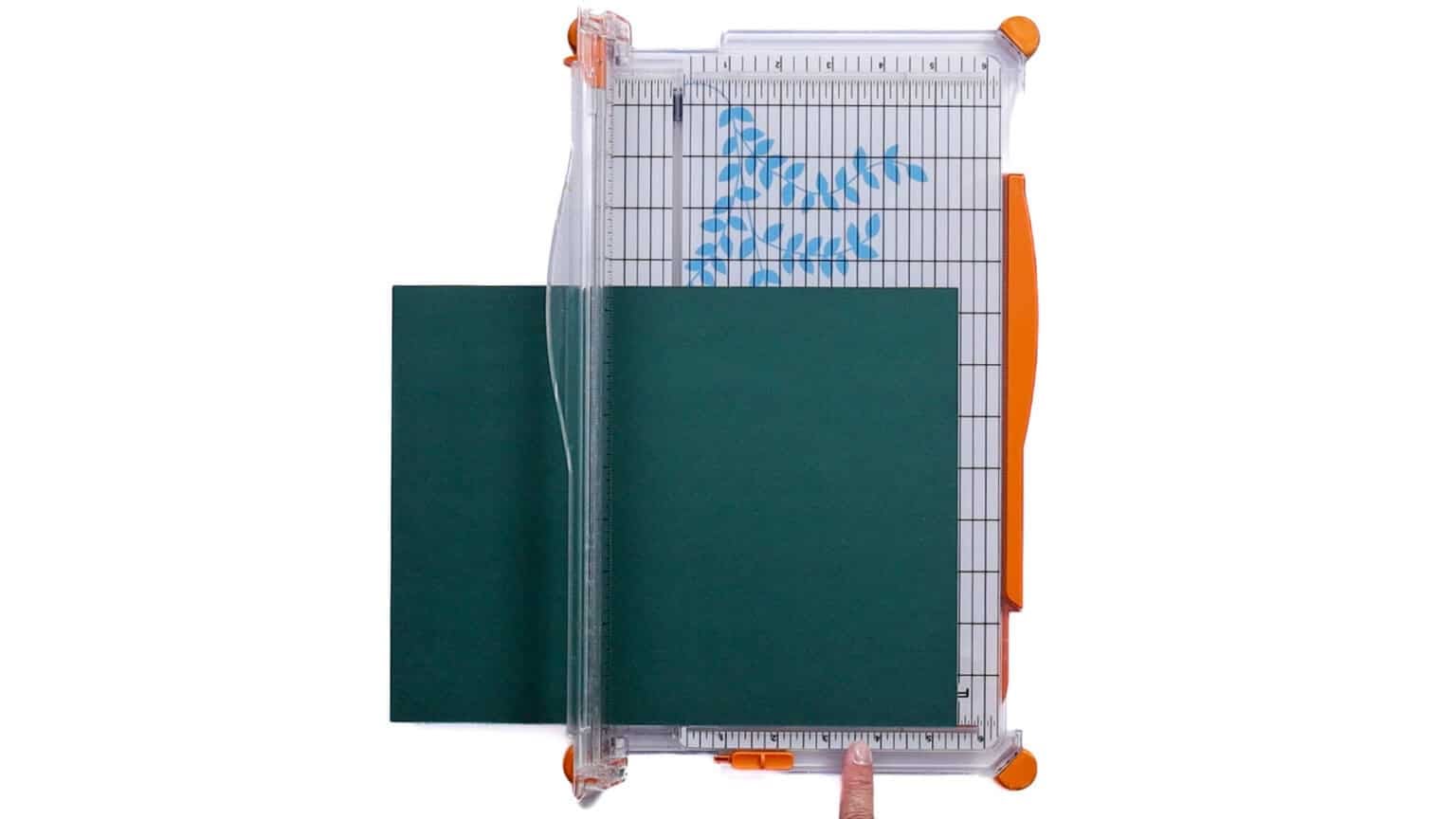 How to Use a Paper Cutter for Perfect Straight Cuts