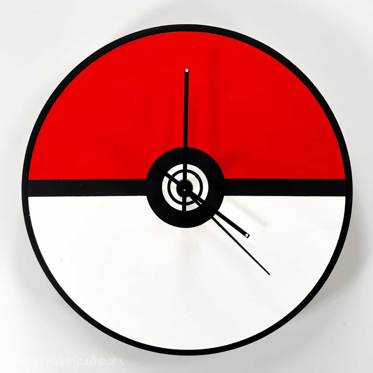 Laser Cut File: Pokeball clock.