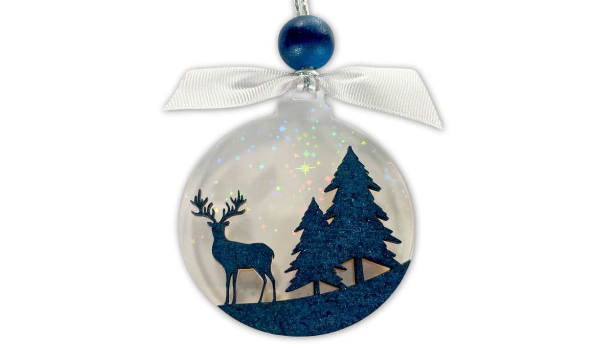 Winter scene ornament SVG design.